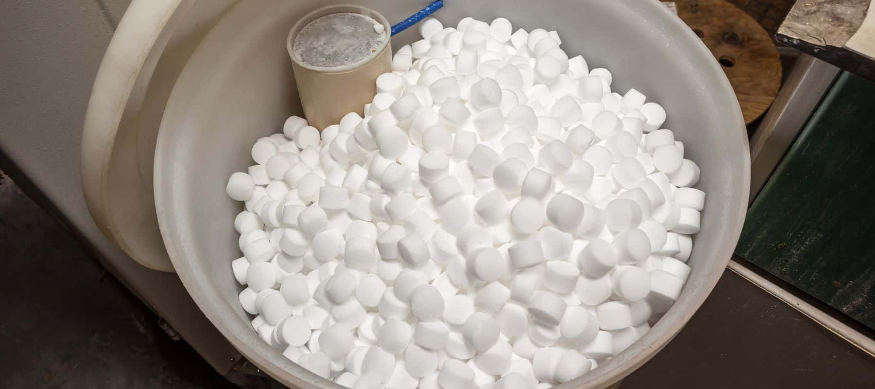 water softening full of salt